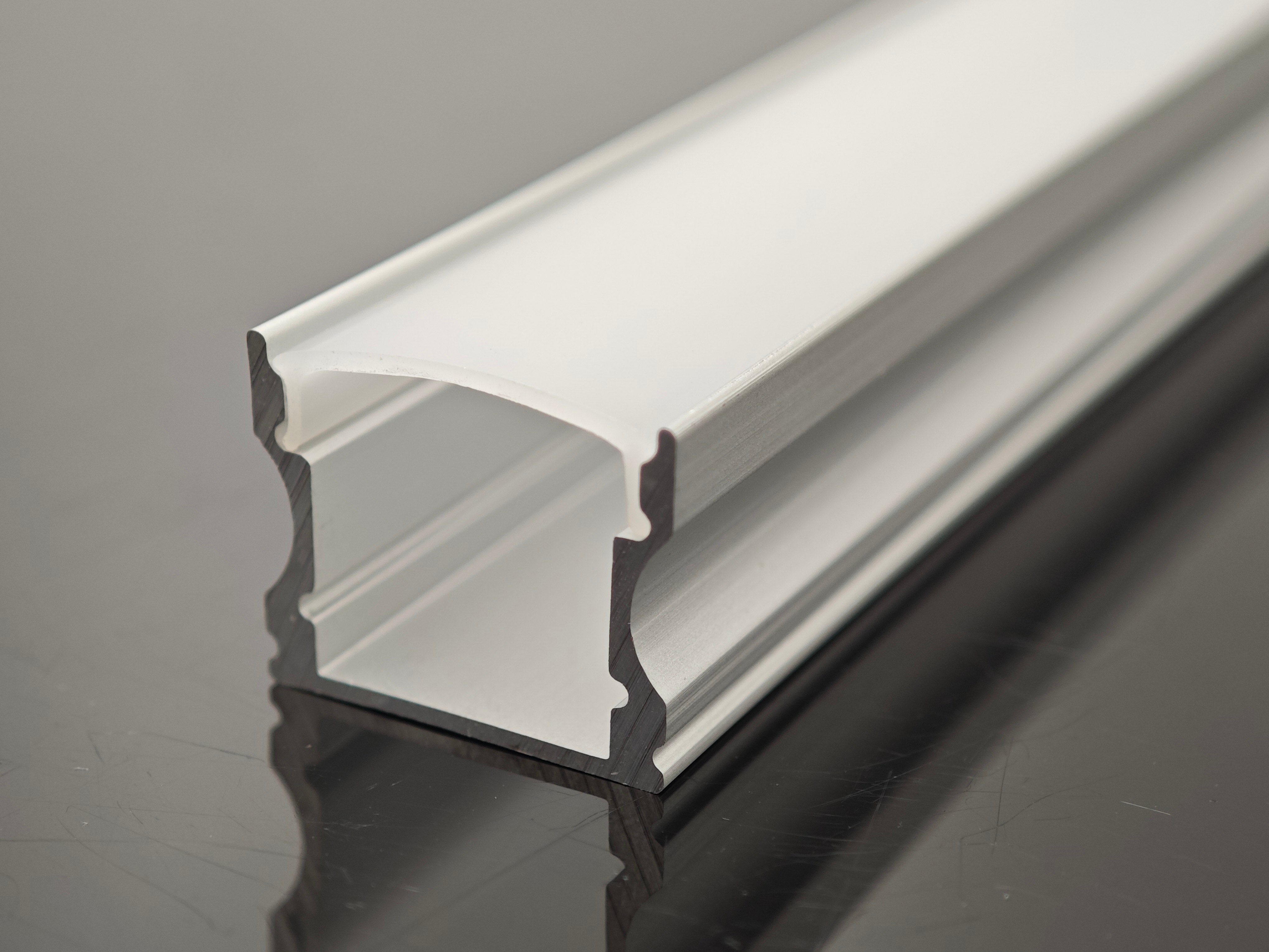 XH-097 17MM*14.4MM aluminum with PC diffuser