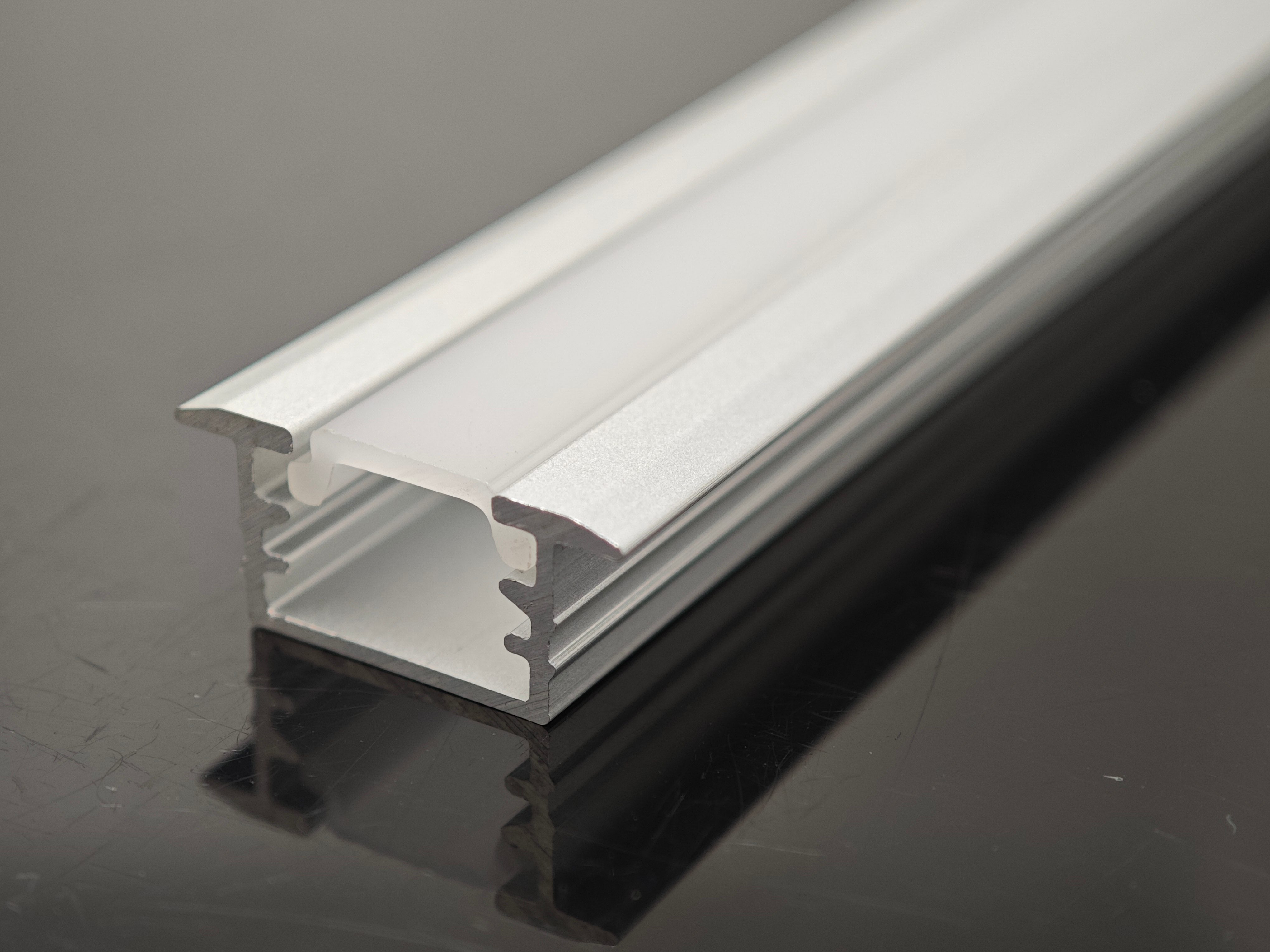 XH-110 13MM*8MM aluminum with PC diffuser