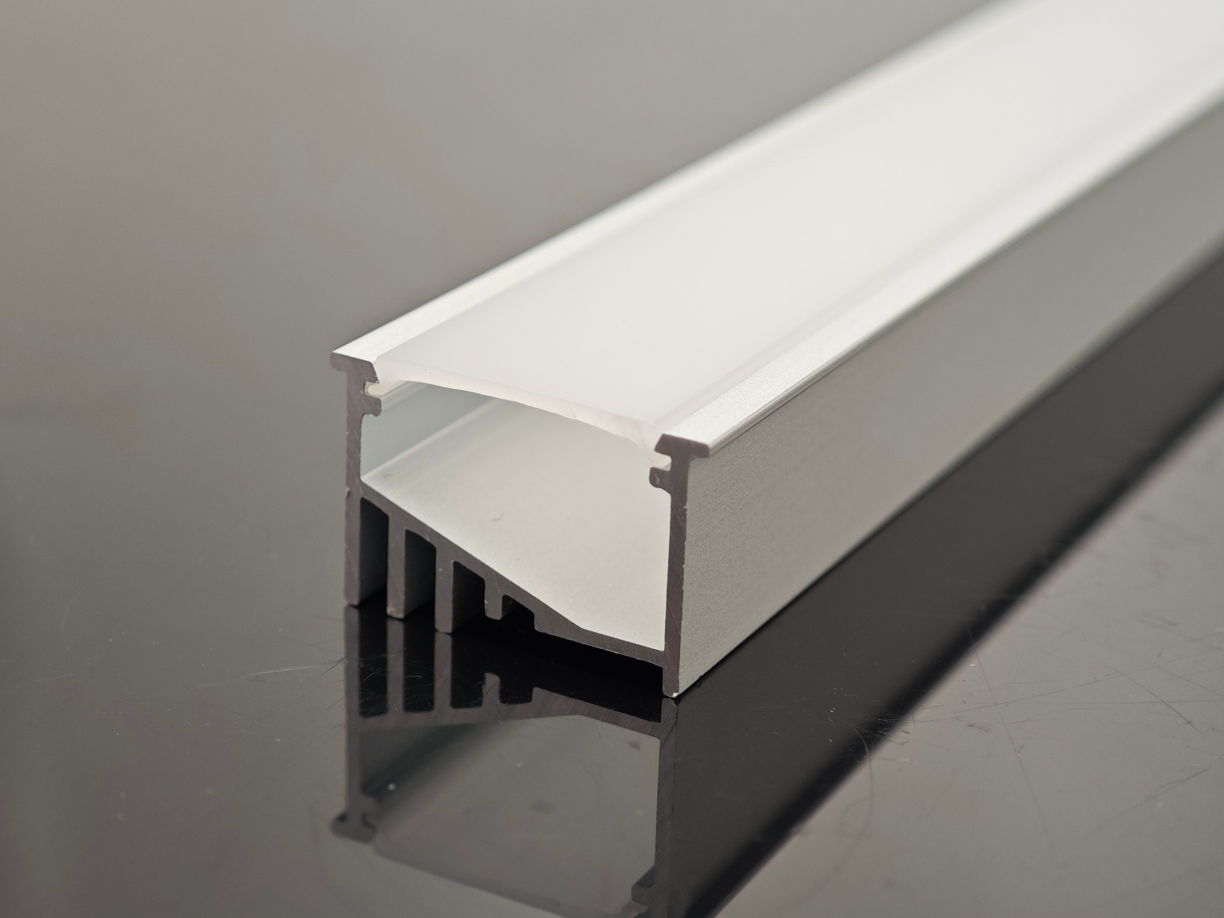 XH-118 18.6MM*13.5MM aluminum with PC diffuser