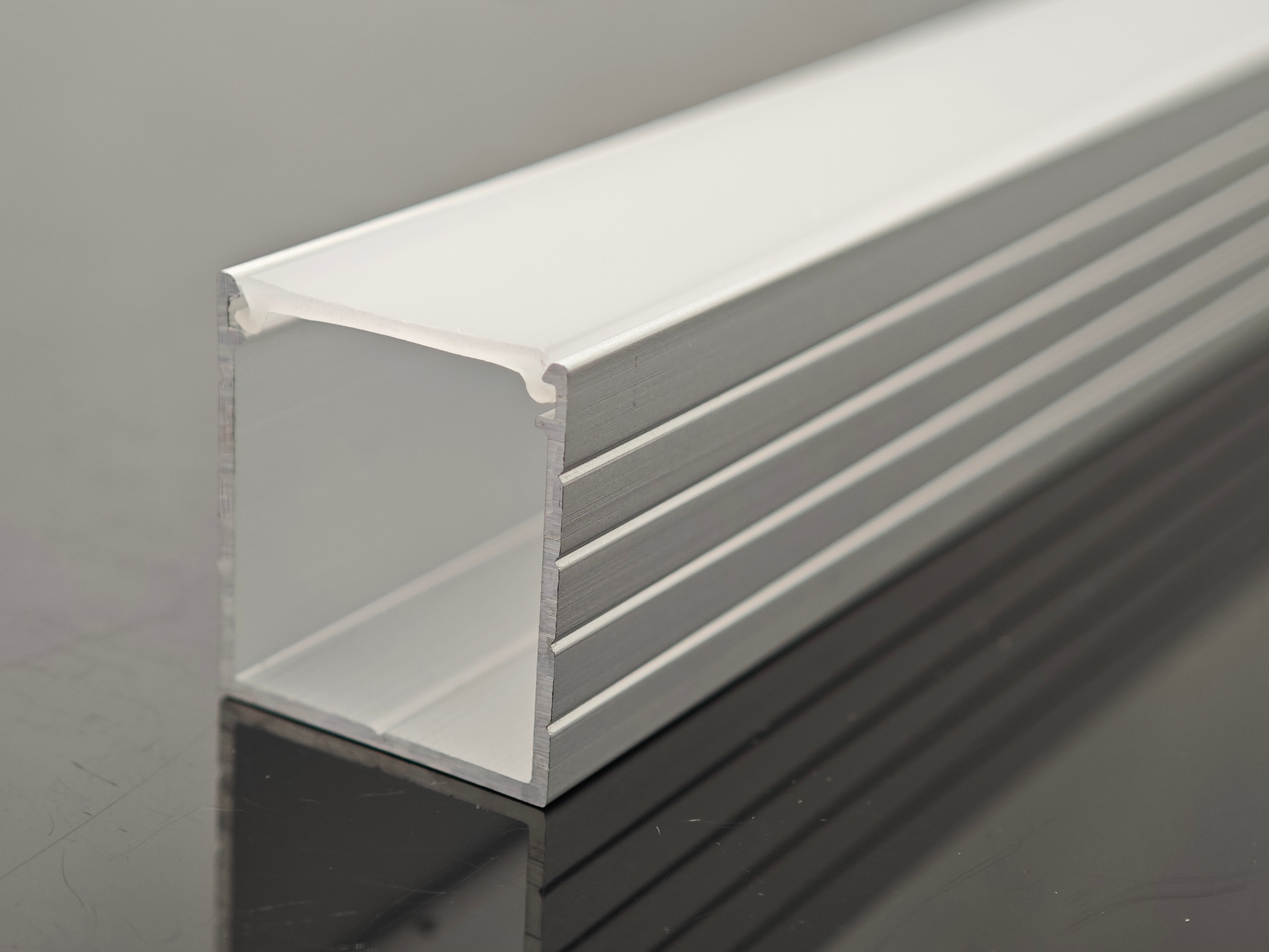 XH-130 18MM*20MM aluminum profile with PC diffuser